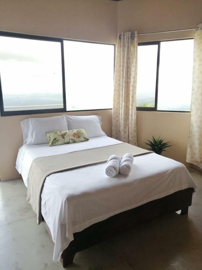 Casa Linda Vista 4*